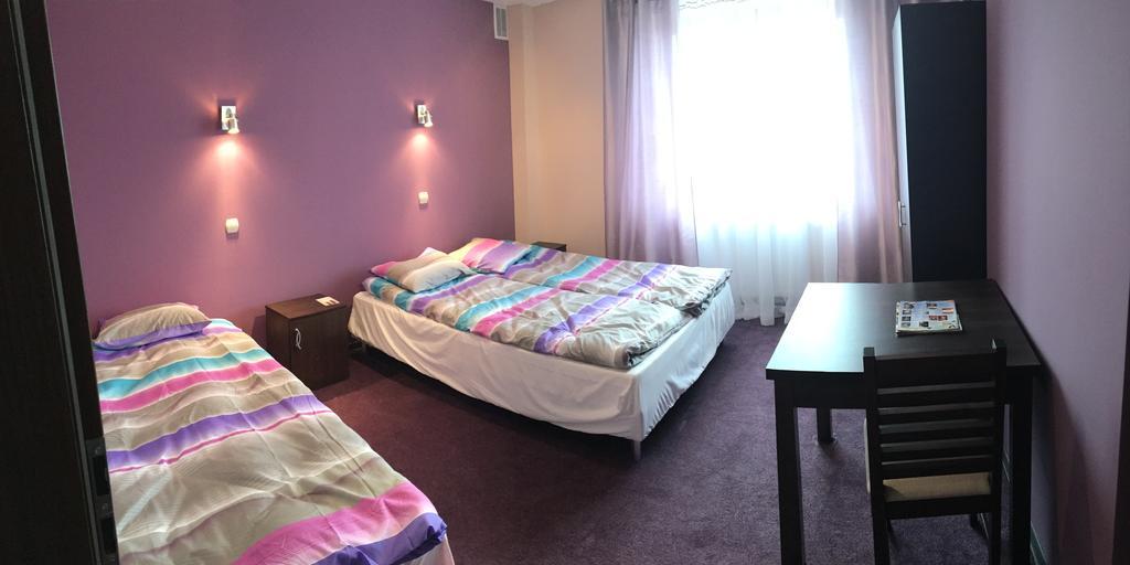 Noclegi Julia Stopnica Pacanow Mietel Extérieur photo