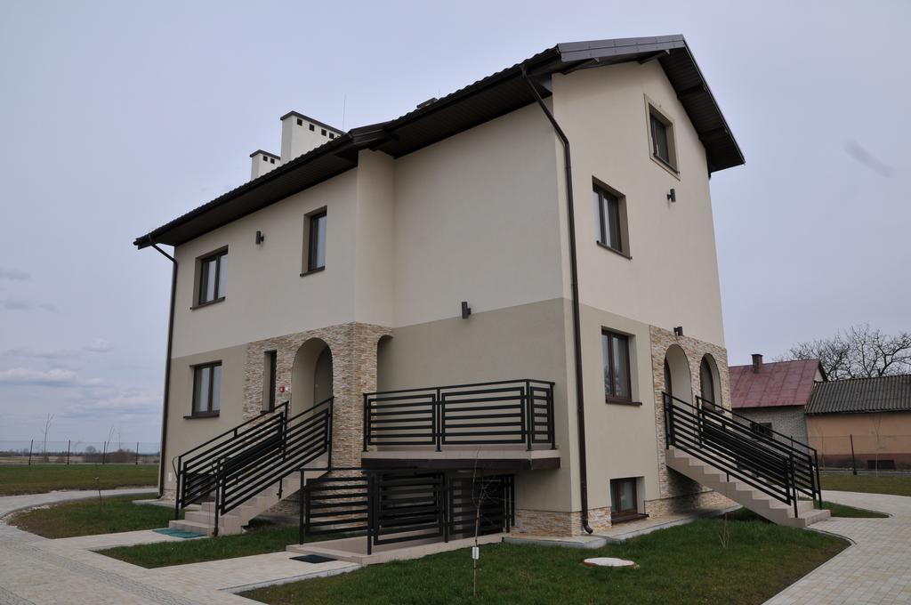 Noclegi Julia Stopnica Pacanow Mietel Extérieur photo
